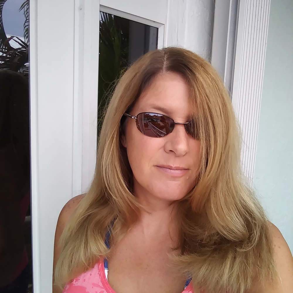 Meet your Posher, Tina